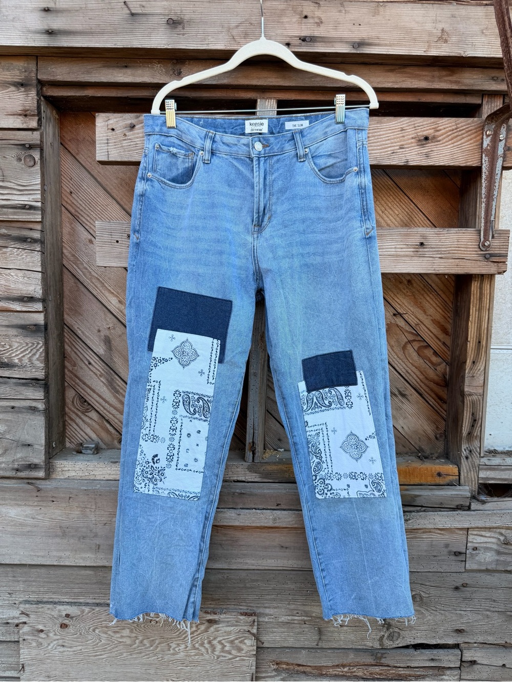 Kensie True Vintage Patchwork Straight-Leg Jeans | Size 10/30 - Picture 2 of 5